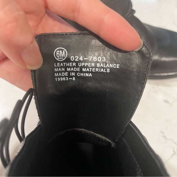 LIZ BAKER Leather Button Ankle Boots Size 6 NWOB - Picture 7 of 14